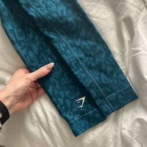 Gym shark Adapt animal leggings